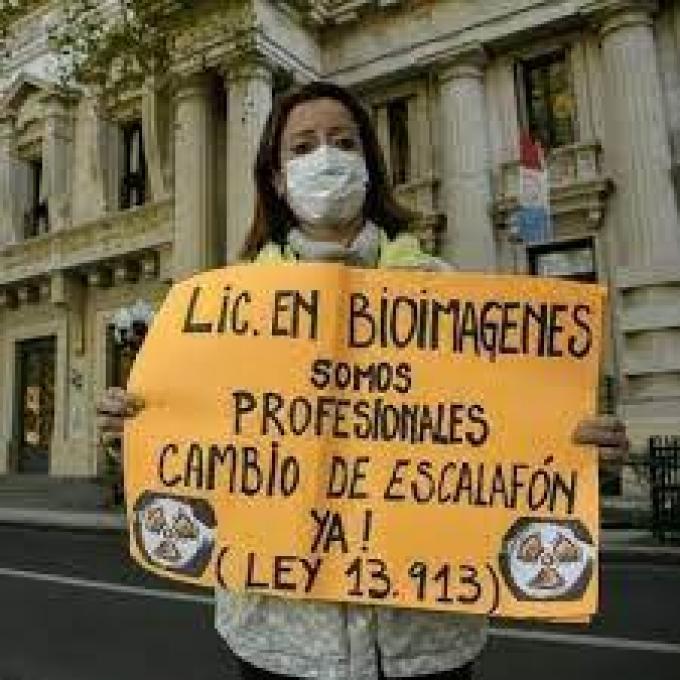 Lucha por pase de Licenciados a la 9282